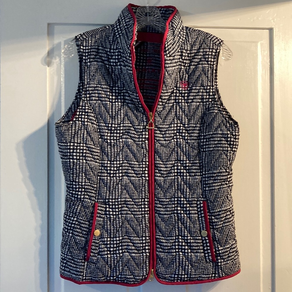 Ariat vest